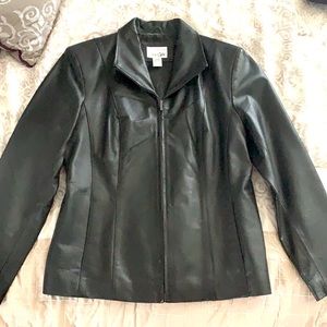 Like new black leather jacket.
